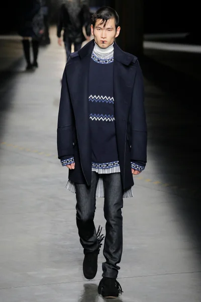 Look 53